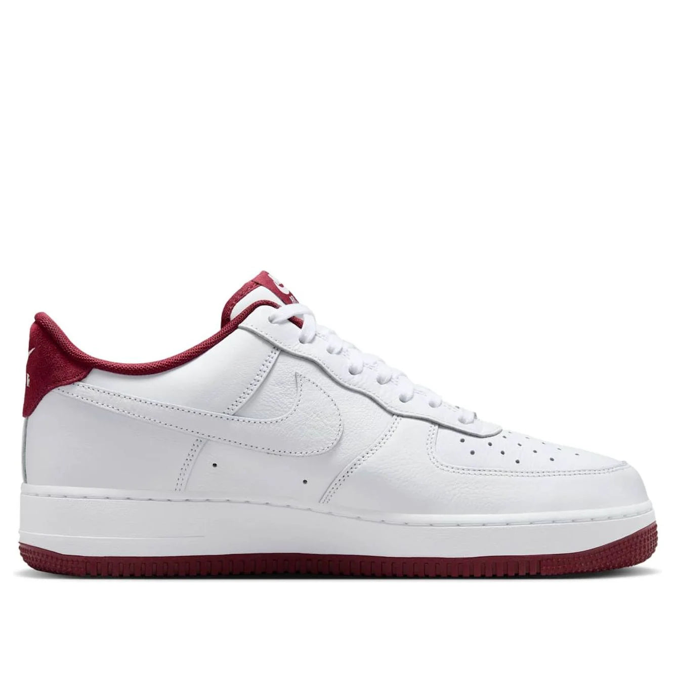 Air Force 1 Low '07 LV8 'White Team Red'
