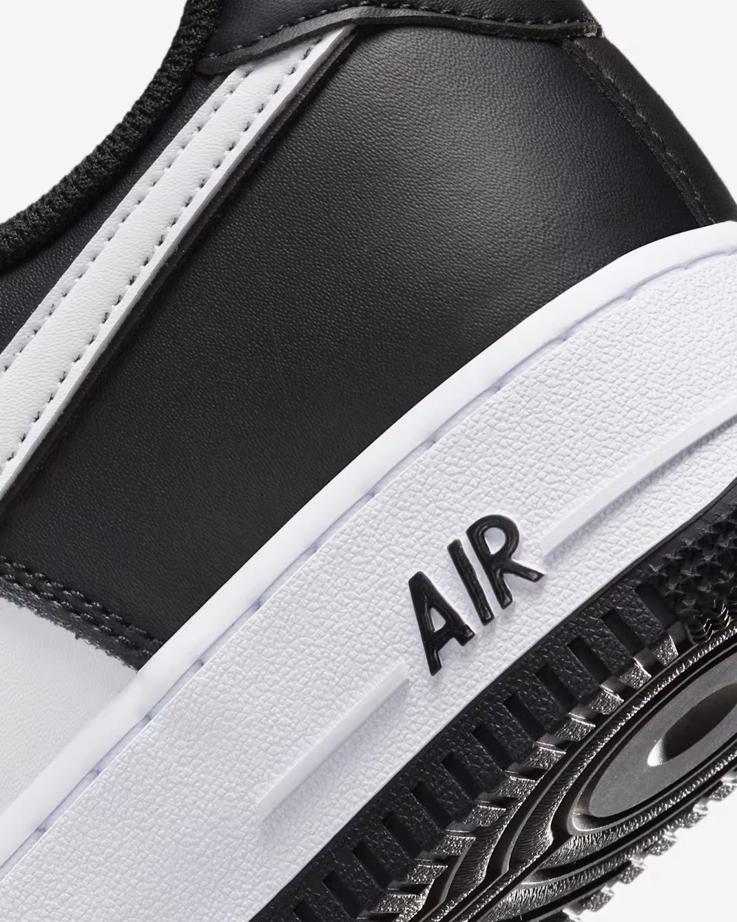 Air Force 1 Low '07 'Panda'
