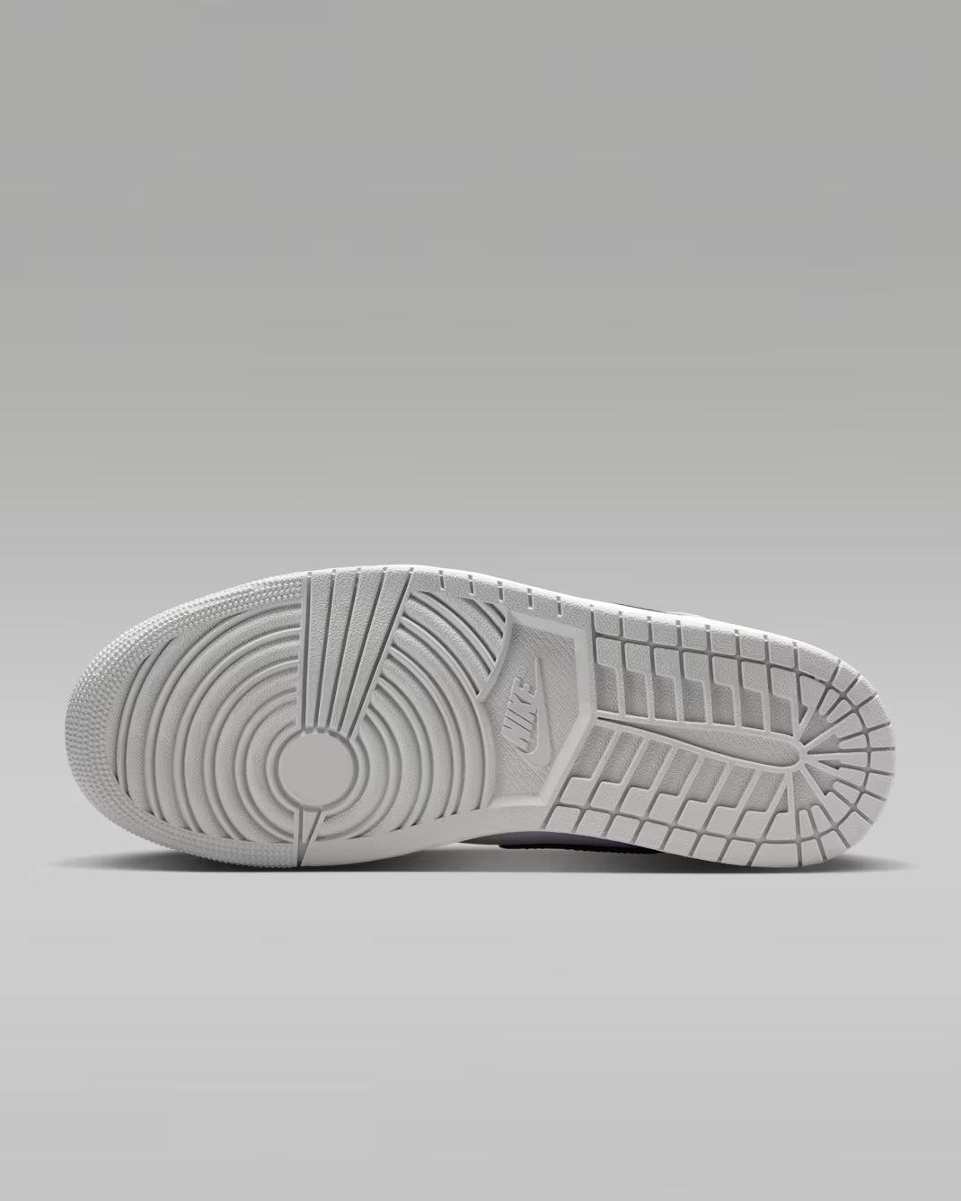 Jordan 1 Mid 'Barons'