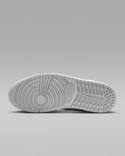 Jordan 1 Mid 'Barons'