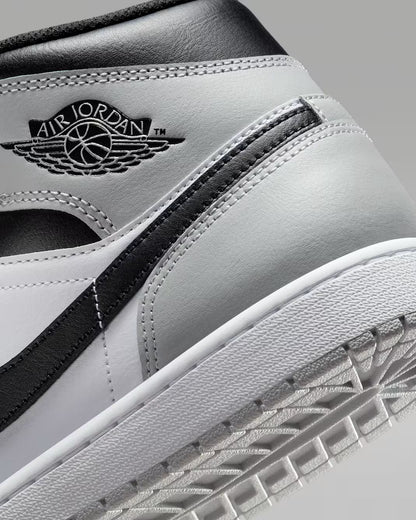 Jordan 1 Mid 'Barons'