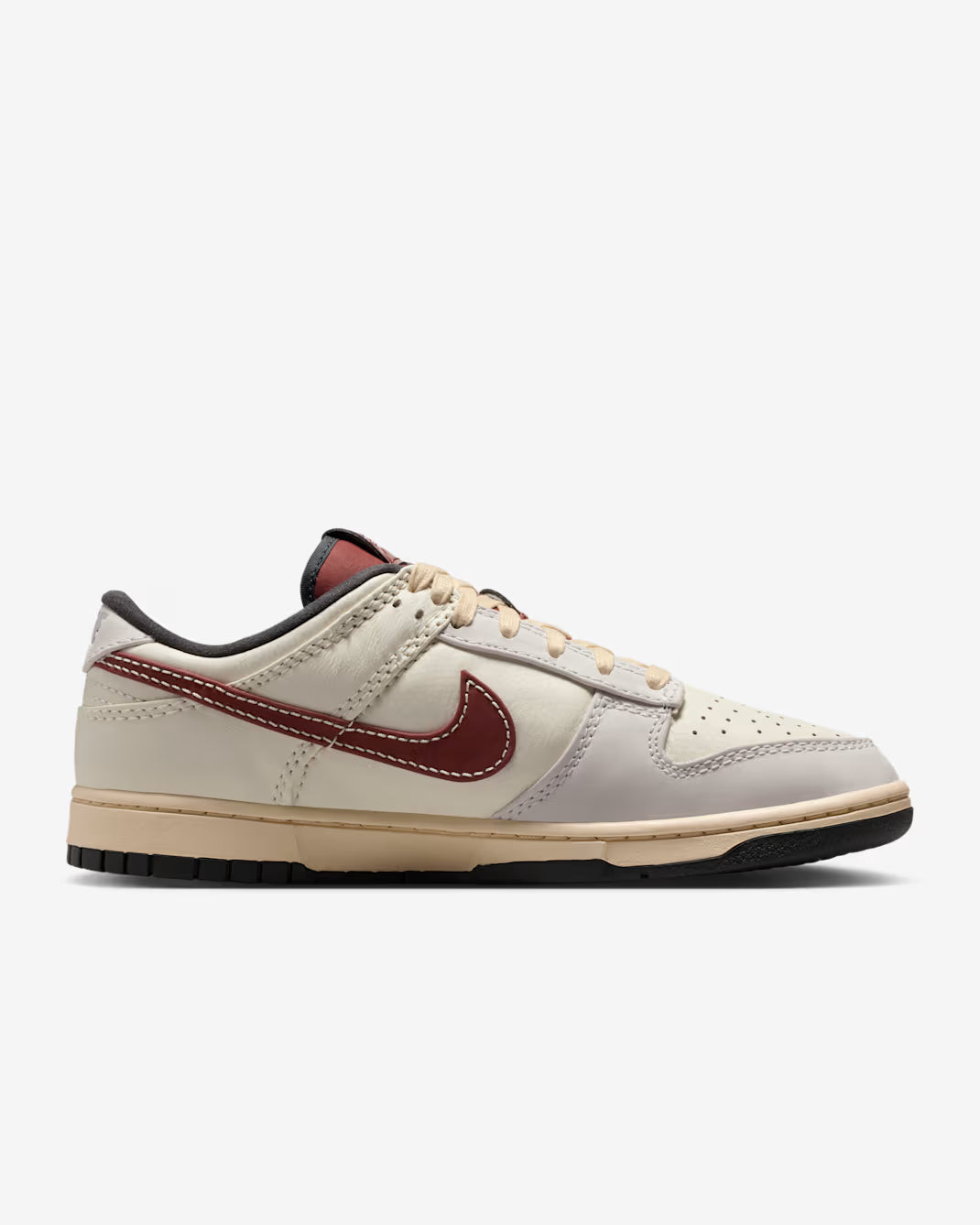 Dunk Low 'Dark Pony Soft Pearl'