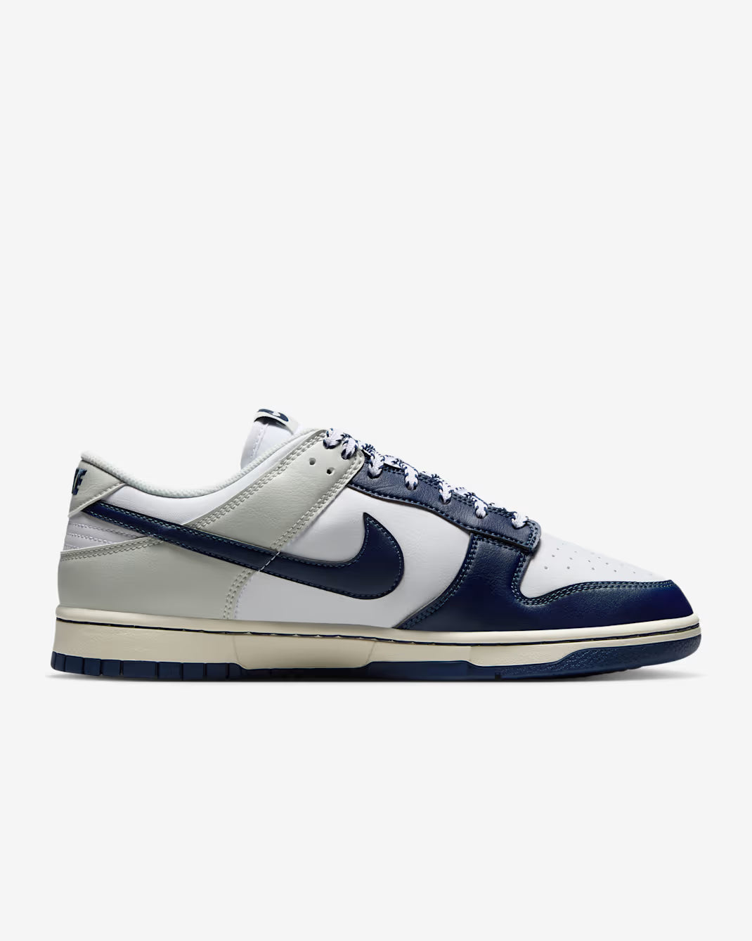 Dunk Low 'New York Yankees'