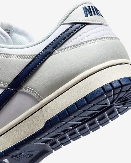 Dunk Low 'New York Yankees'