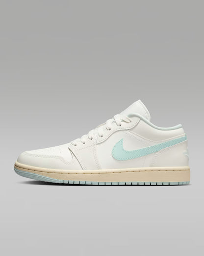 Jordan 1 Low 'Sail Igloo' Mujer