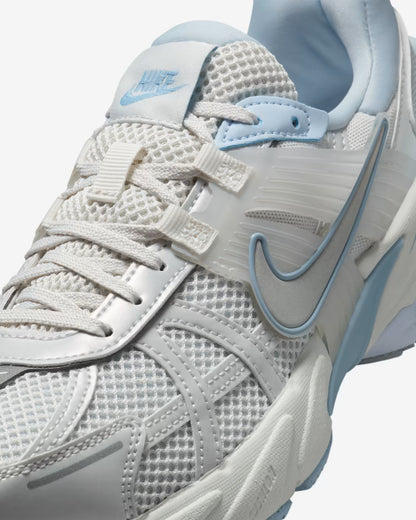 V2K Run 'White Light Grey' Mujer