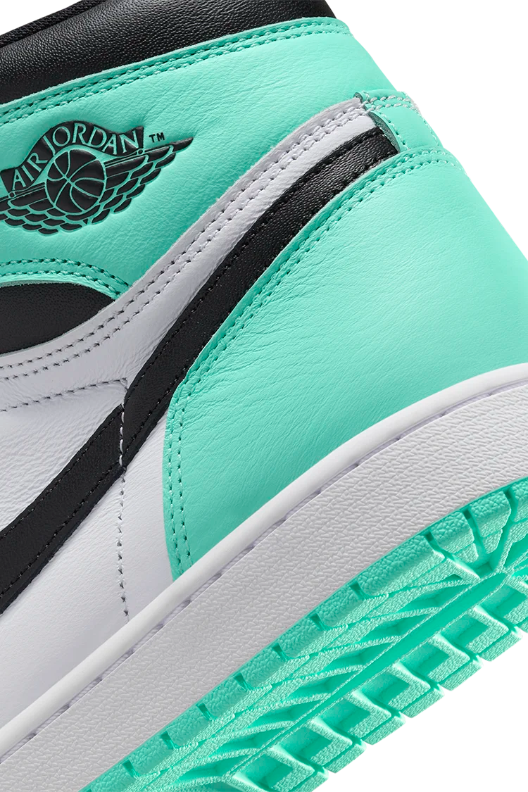 Jordan 1 Retro High OG 'Green Glow'