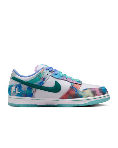 SB Dunk Low SP Futura Laboratories