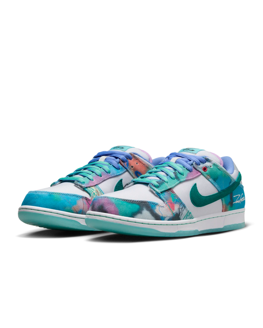 SB Dunk Low SP Futura Laboratories