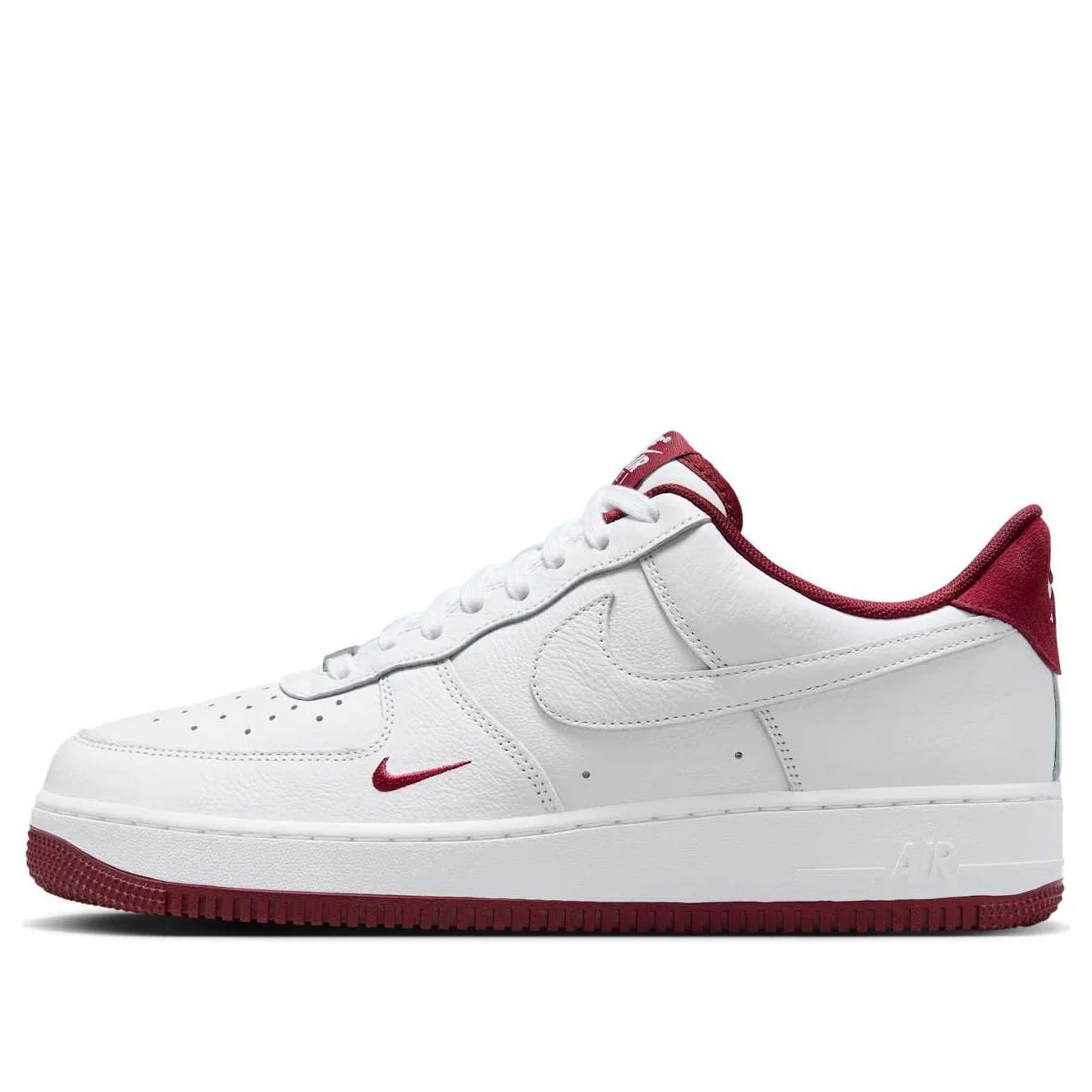 Air Force 1 Low '07 LV8 'White Team Red'